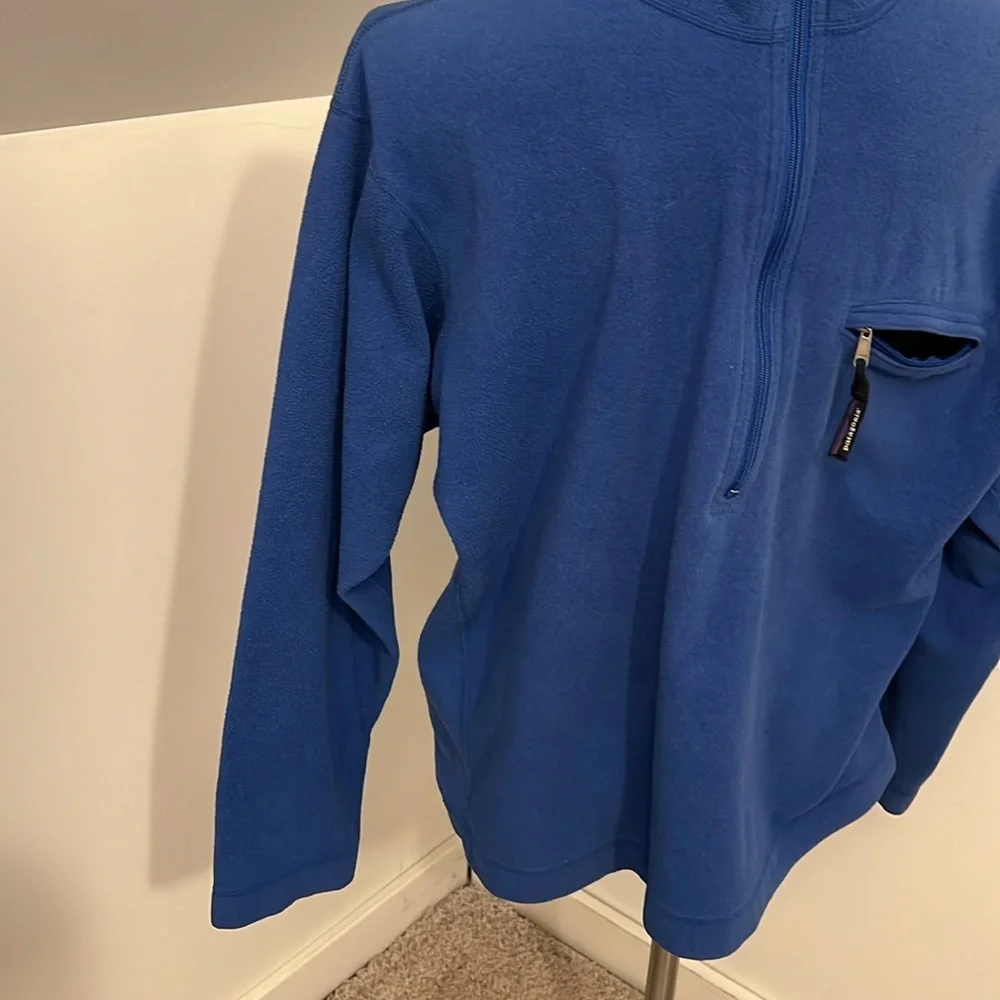 Patagonia boys large blue long sleeve fleece Shirt